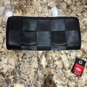 Harvey’s Large Wallet